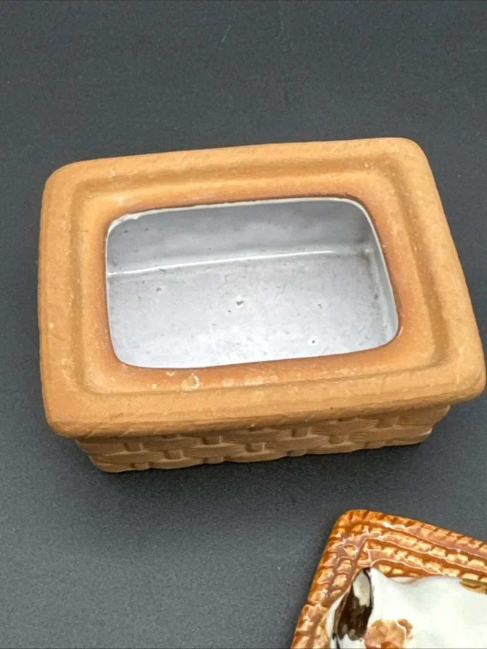 Vintage Ceramic Calico Cat Kitty On Nest Trinket Box Cottagecore